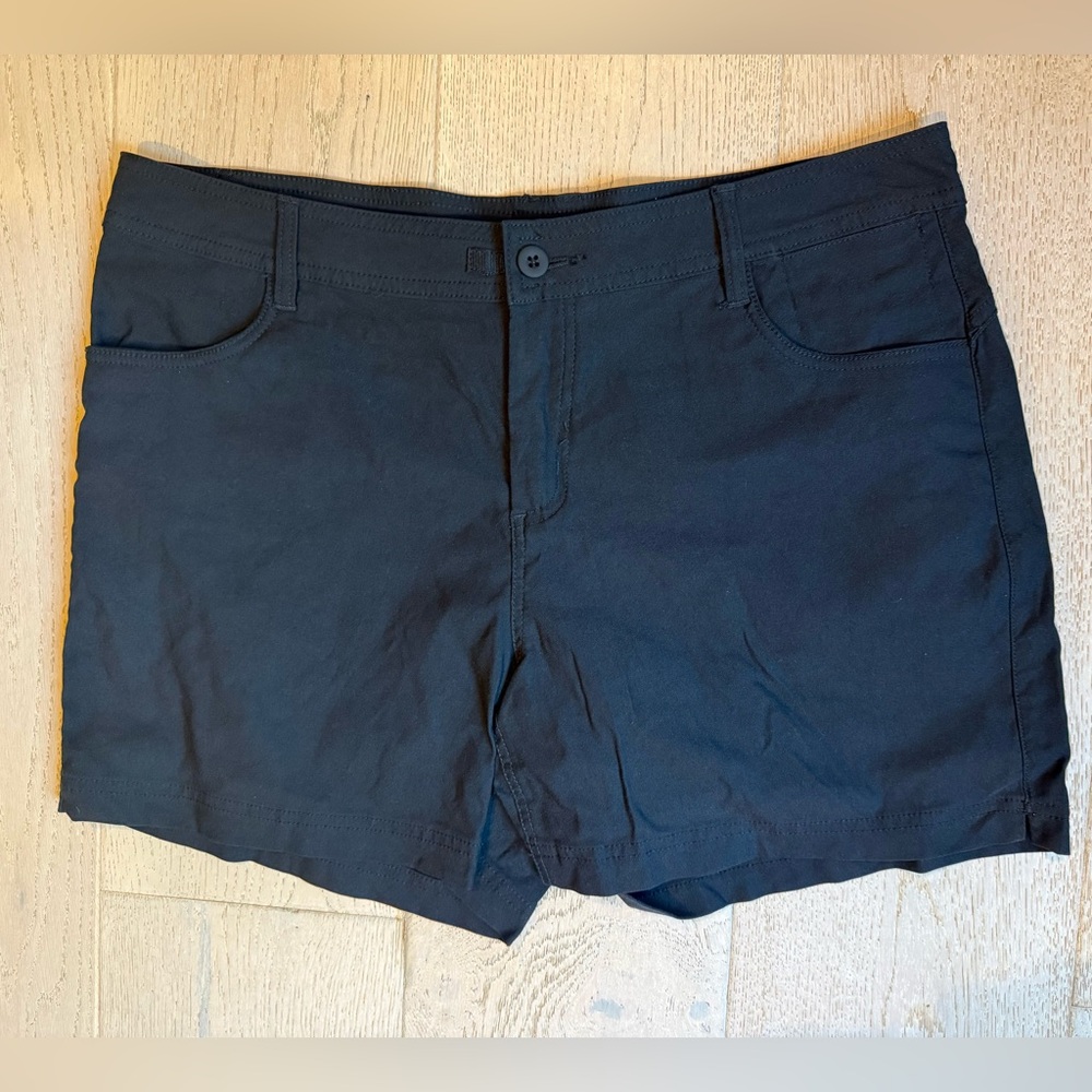 PrAna Standard Fit Black Shorts Size 16
